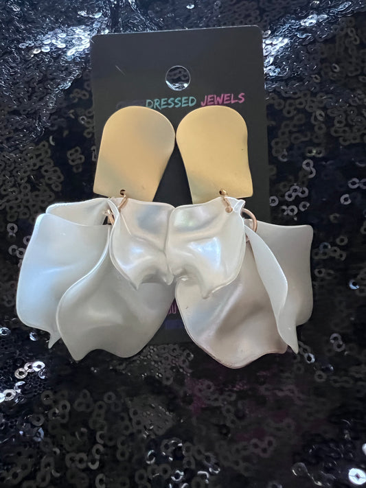 Pearlized Petals